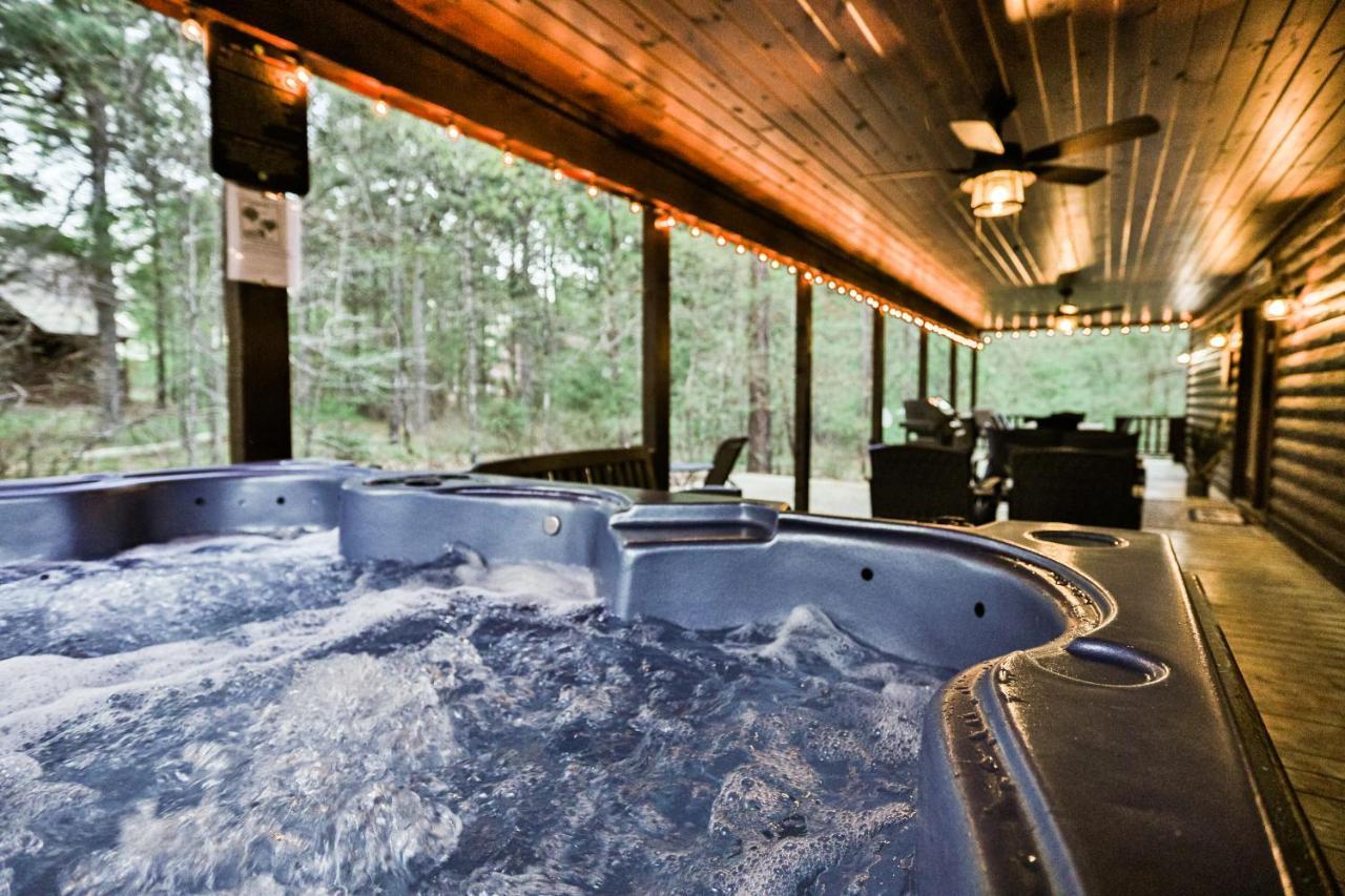 Texas Kind Of Way, Hot Tub, Fireplace, Covered Deck, Pool Table, Game Loft Villa Broken Bow Kültér fotó